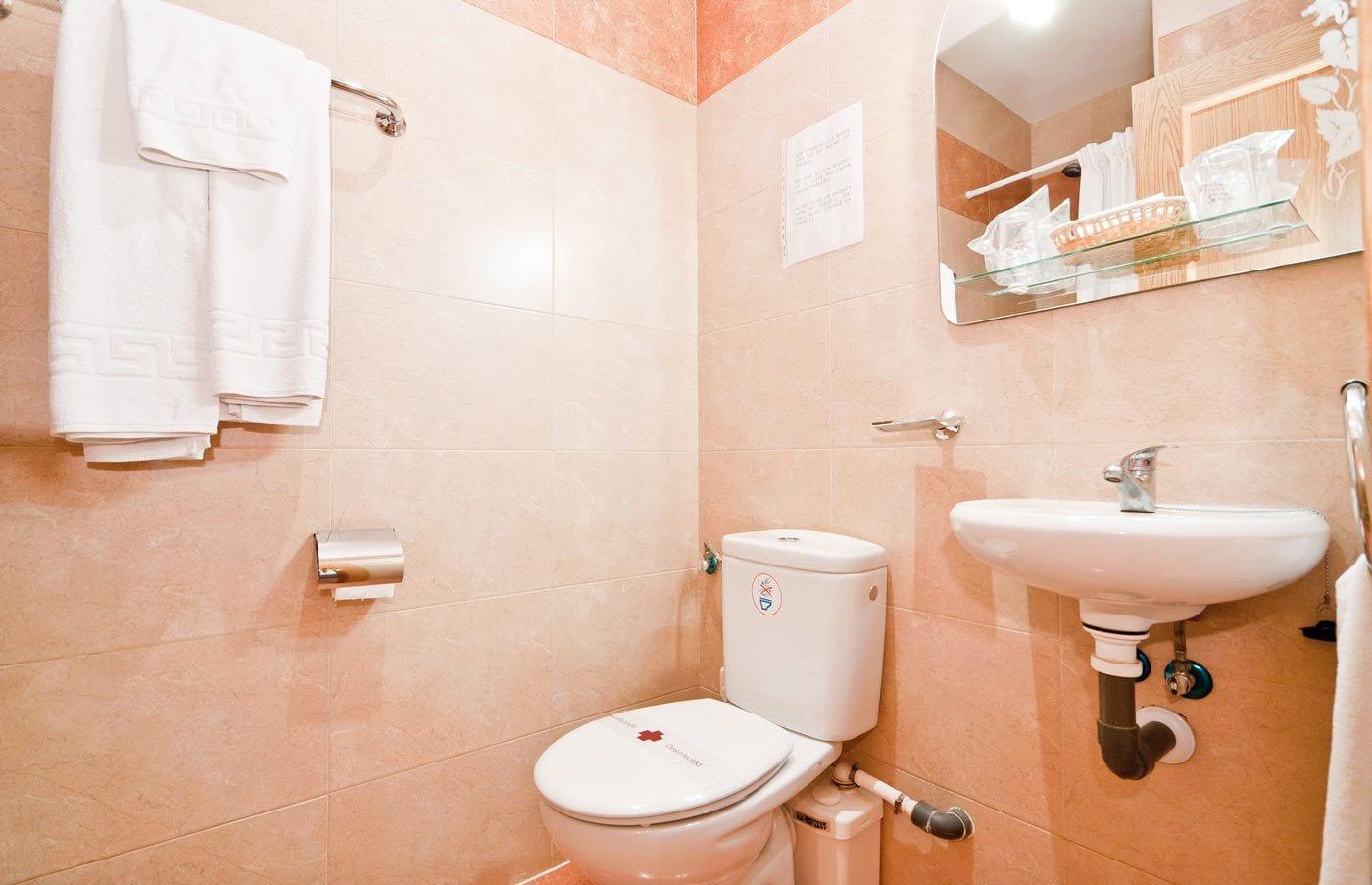 Hostal Las Cortes Μαδρίτη Εξωτερικό φωτογραφία