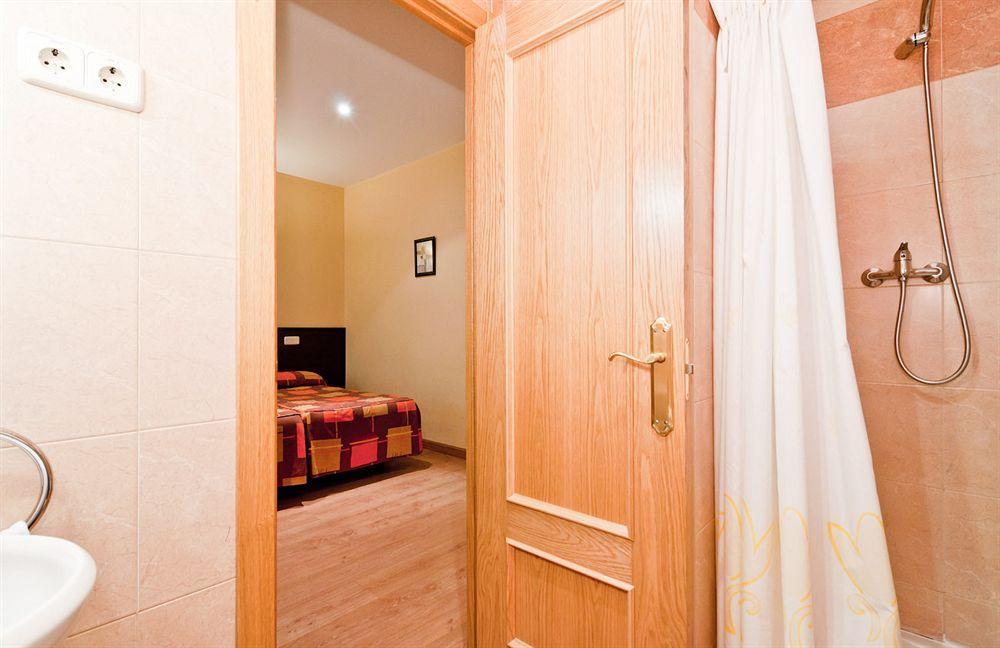 Hostal Las Cortes Μαδρίτη Εξωτερικό φωτογραφία