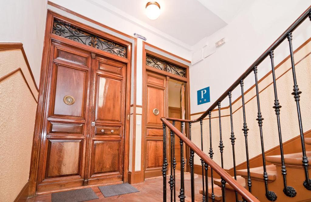 Hostal Las Cortes Μαδρίτη Εξωτερικό φωτογραφία